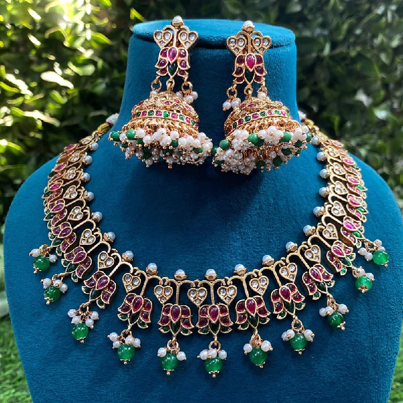 women’s friendship necklace-Royal Kundan Jewellery Gold Plated Pota Stone And Pearls Necklace Set