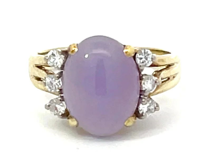 Lavender Jade and Diamond Ring in 14k Yellow Gold