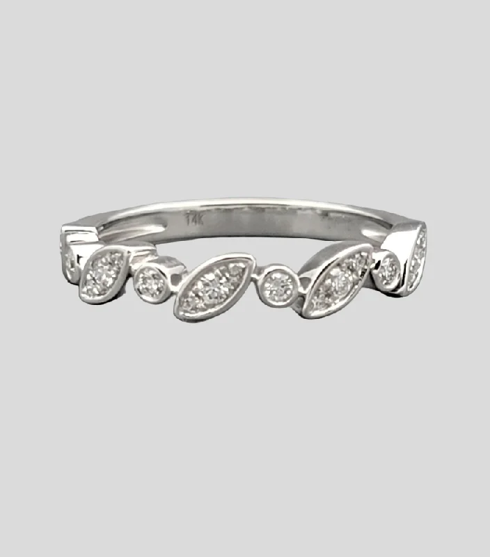 women’s vintage wedding rings-14K White Gold Diamond Band Ring