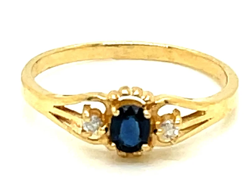 Sapphire and Diamond Ring in 14k Yellow Gold