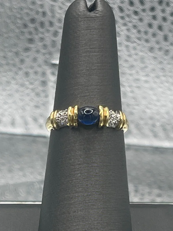 Ladies 14 Karat Solid Yellow Gold Cabochon Blue Sapphire And Diamond Ring