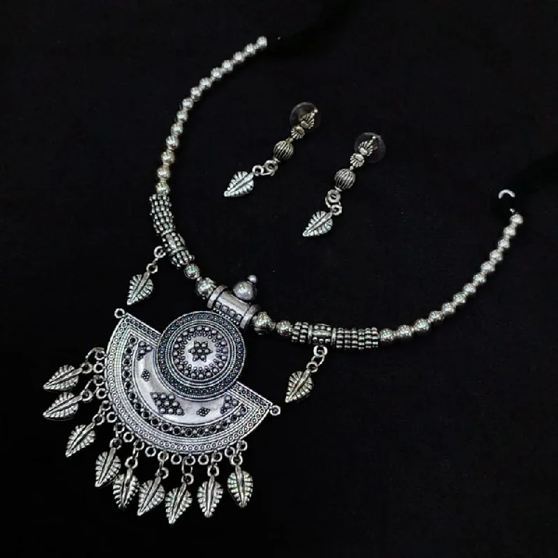 women’s pearl pendant necklace-SNERA Oxidised Plated Navratri Special Necklace Set