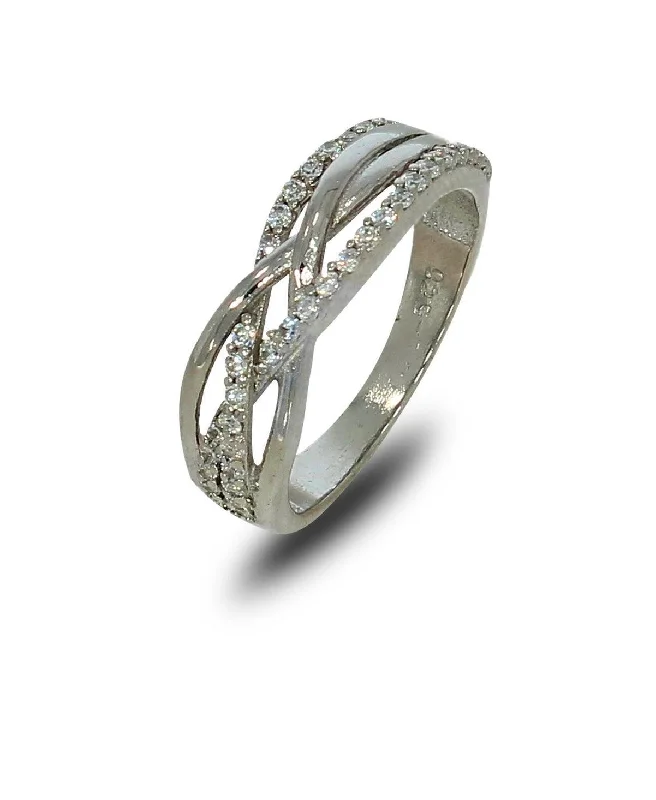 women’s antique rings-Beautifully Crafted Sterling Silver Ring