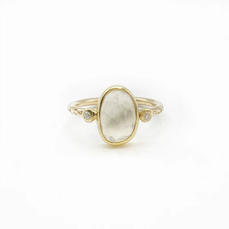 Oval Moonstone 14 Karat Yellow Gold Hammered Diamond Ring