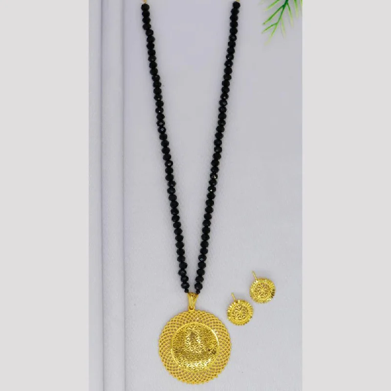 women’s letter pendant necklace-Mahavir Gold Plated Pearls Long Necklace Set