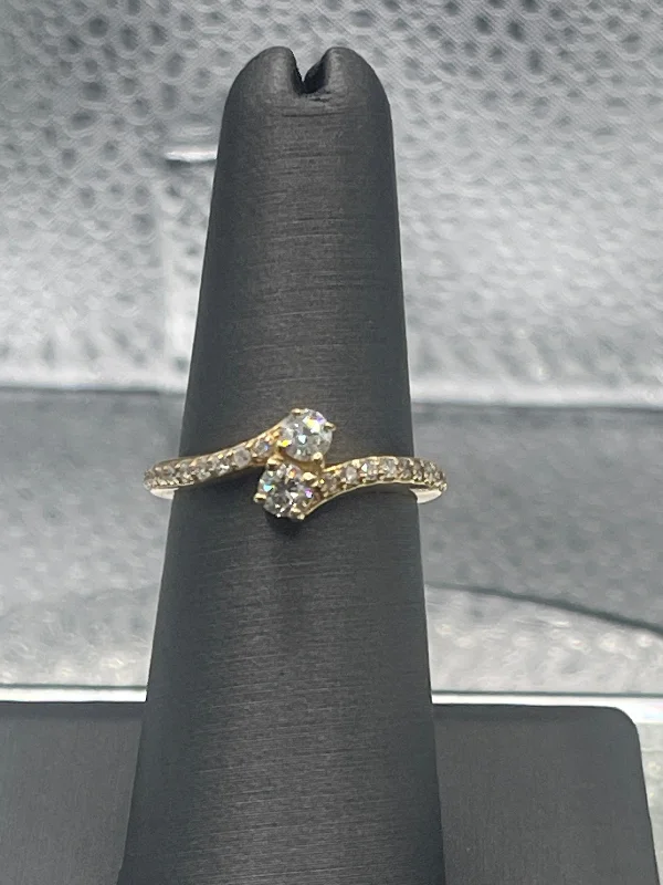 Ladies 14 Karat Solid Yellow Gold Forever Us Diamond Ring