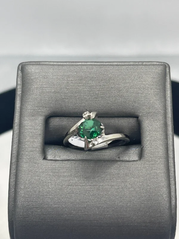 10 Karat White Gold Emerald And Diamond Ring