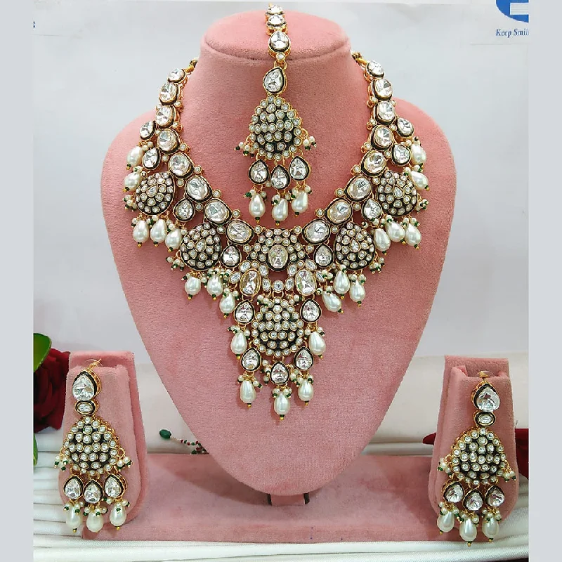 women’s rose gold pendant necklace-Everlasting Quality Jewels Gold Plated Kundan And Beads Necklace Set