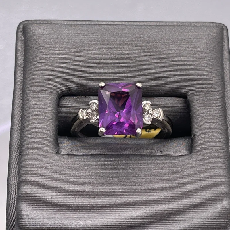 10 Karat White Gold Amethyst And Diamond Ring 2 Carat Purple Amethyst