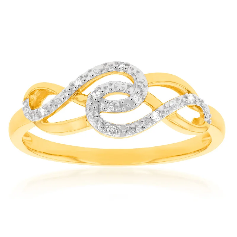 9ct Yellow Gold Diamond Ring