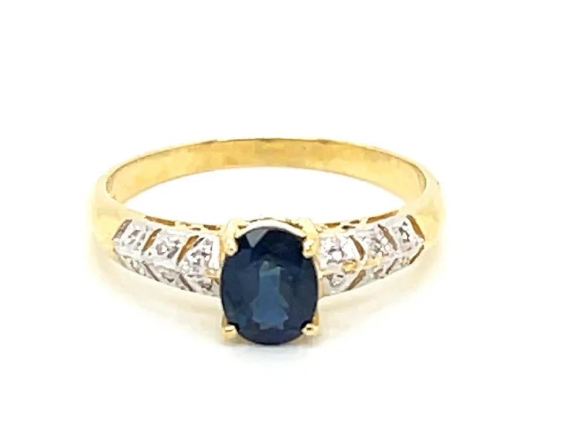 Sapphire and Diamond Ring in 14k Yellow Gold