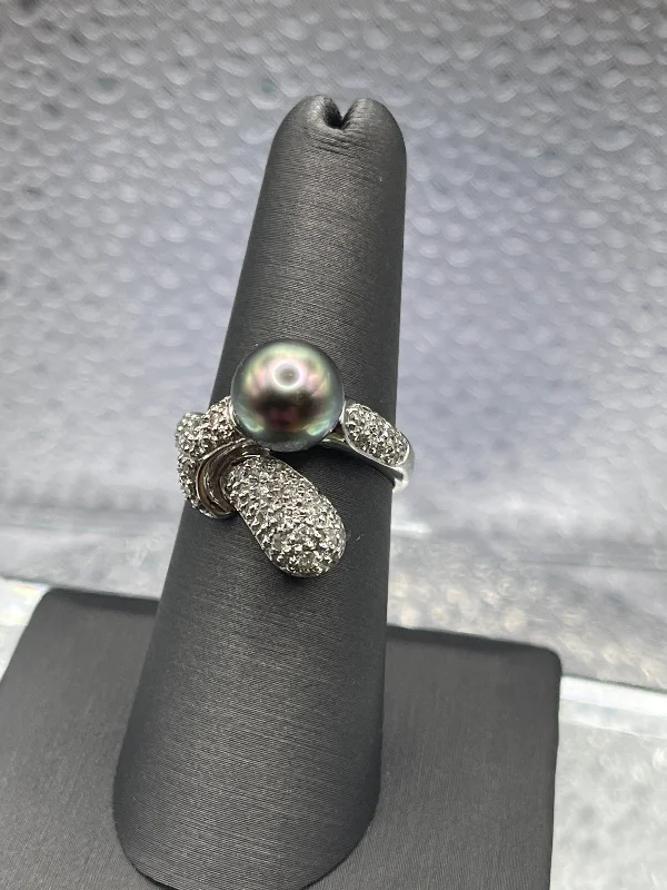 Ladies 18 Karat Solid White Gold 9 mm Black Pearl and Diamond Ring